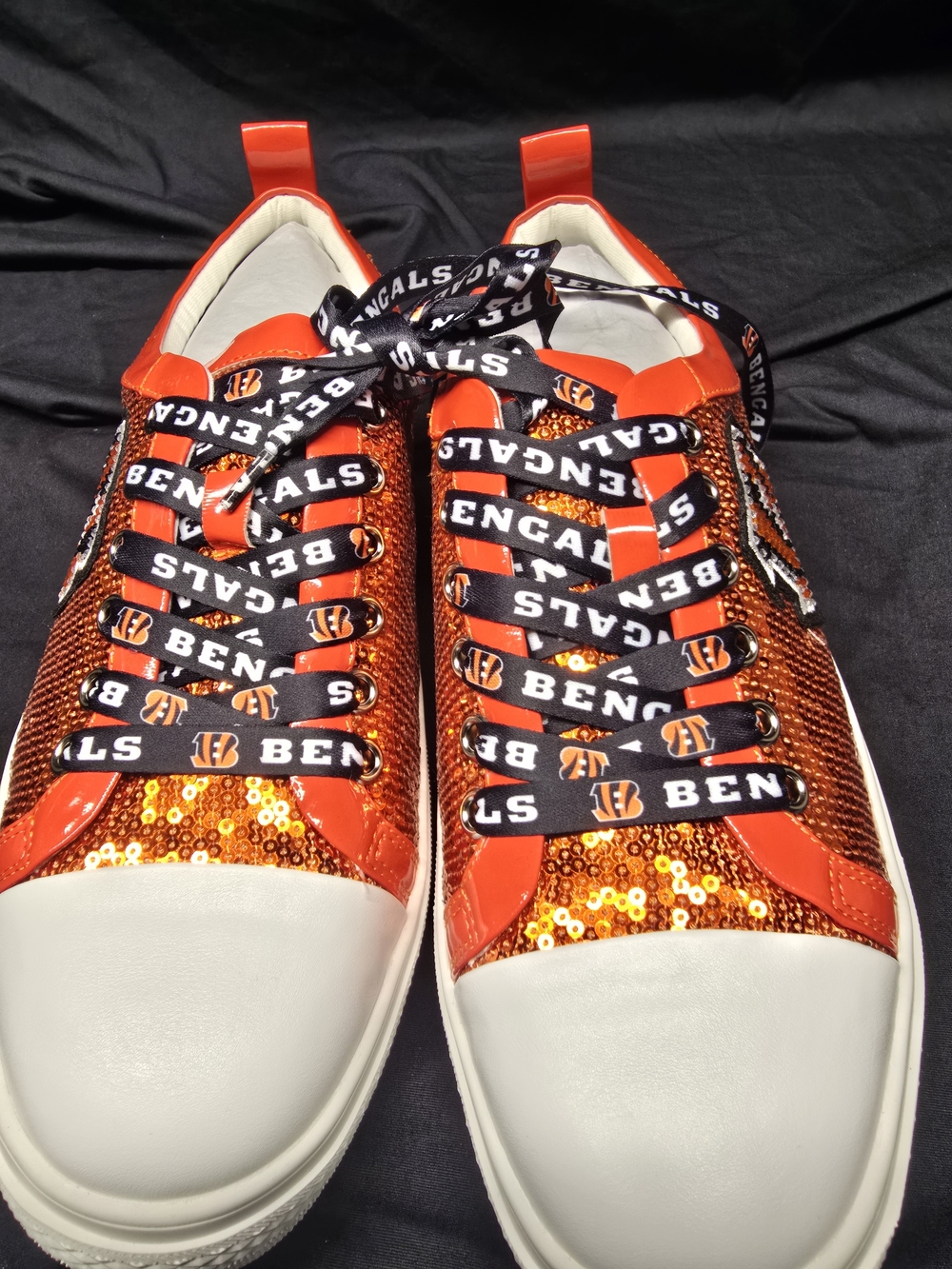 Cuce Cincinnati Bengals Sequin Sneakers Women’s Size 10 Orange Black NEW - Picture 2 of 6
